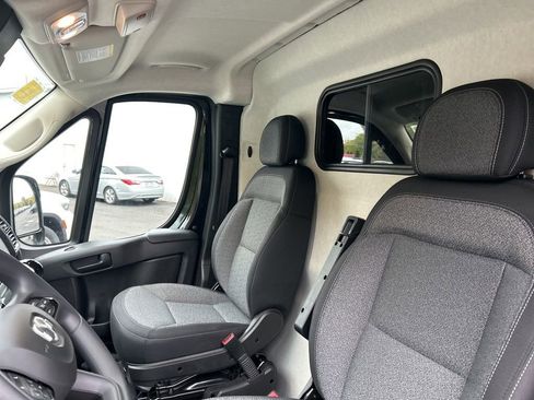 New 2026 RAM ProMaster 2500 w/ Convenience Group image 40