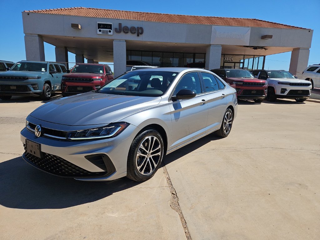 Used 2025 Volkswagen Jetta Sport FWD image 1
