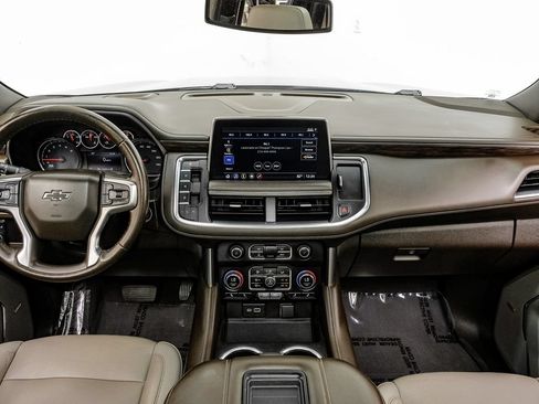 Used 2021 Chevrolet Suburban Z71 AWD/4WD image 13