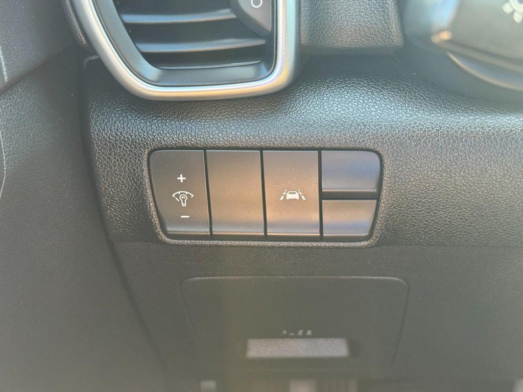 Used 2021 Kia Sportage LX AWD/4WD image 23