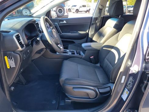 Used 2017 Kia Sportage LX image 10