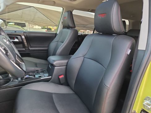 Certified 2023 Toyota 4Runner TRD Off-Road Premium w/ Moonroof Package AWD/4WD image 15