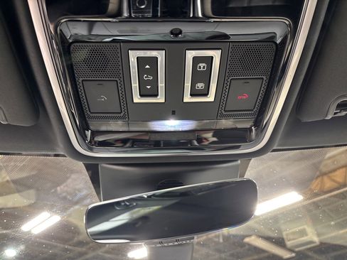 Used 2022 Land Rover Range Rover Sport HST AWD/4WD image 12