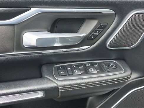 Used 2019 RAM 1500 Laramie image 13