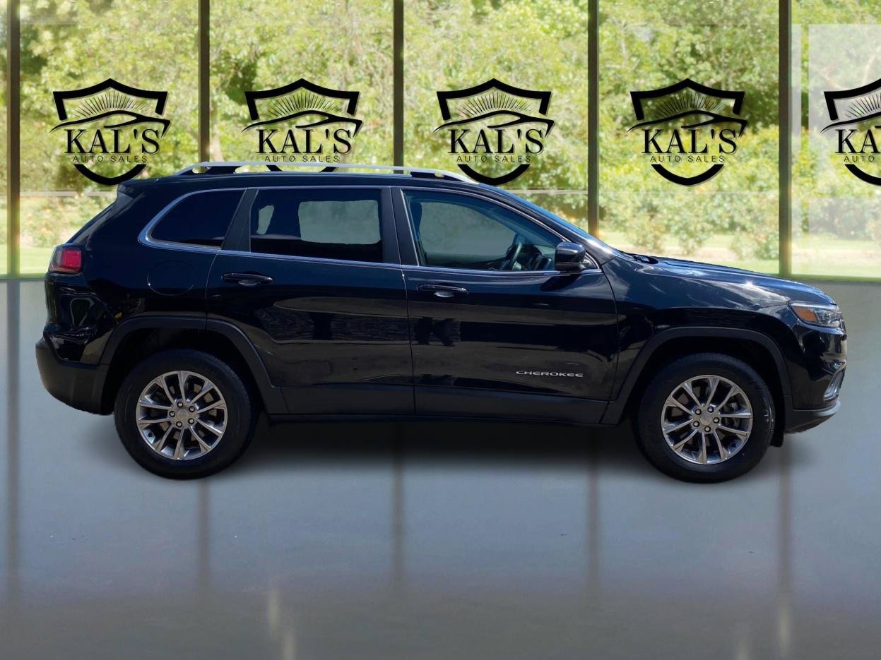 Used 2019 Jeep Cherokee Latitude Plus w/ Comfort/Convenience Group AWD/4WD image 4
