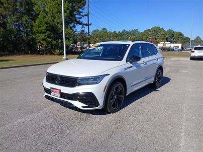 Used 2023 Volkswagen Tiguan SE R-Line