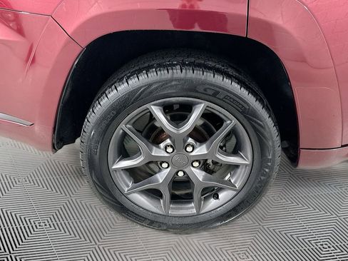 Used 2019 Jeep Grand Cherokee Limited X image 27