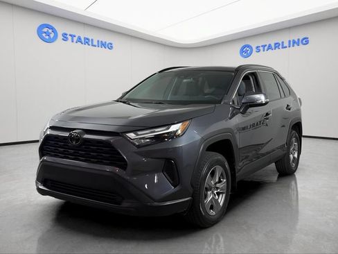 Used 2024 Toyota RAV4 XLE w/ Convenience Package AWD/4WD image 16
