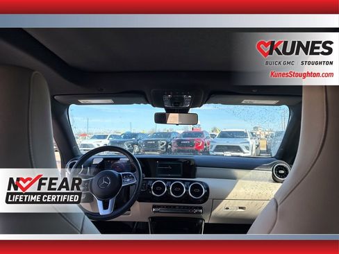 Used 2020 Mercedes-Benz CLA 250 image 42