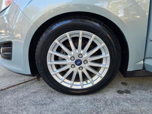 Used 2013 Ford C-MAX SEL image 11