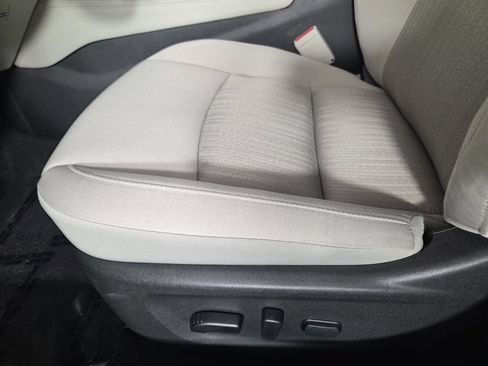 Used 2024 Nissan Altima 2.5 SV w/ SV Premium Package FWD image 12