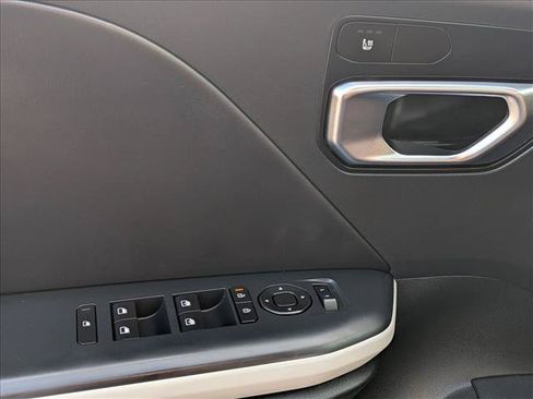 Used 2025 Kia K4 GT-Line w/ GT-Line Sunroof Package FWD image 11