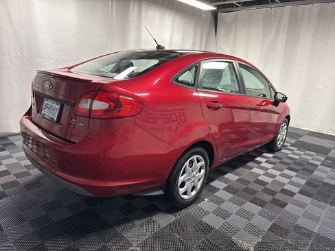 Used 2011 Ford Fiesta SE w/ Super Fuel Economy Pkg image 7