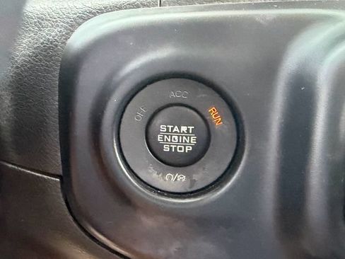 Used 2018 Jeep Wrangler Unlimited Sport S AWD/4WD image 21