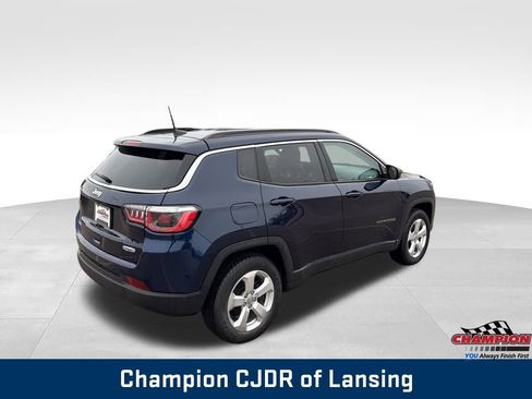 Used 2018 Jeep Compass Latitude w/ Cold Weather Group image 9