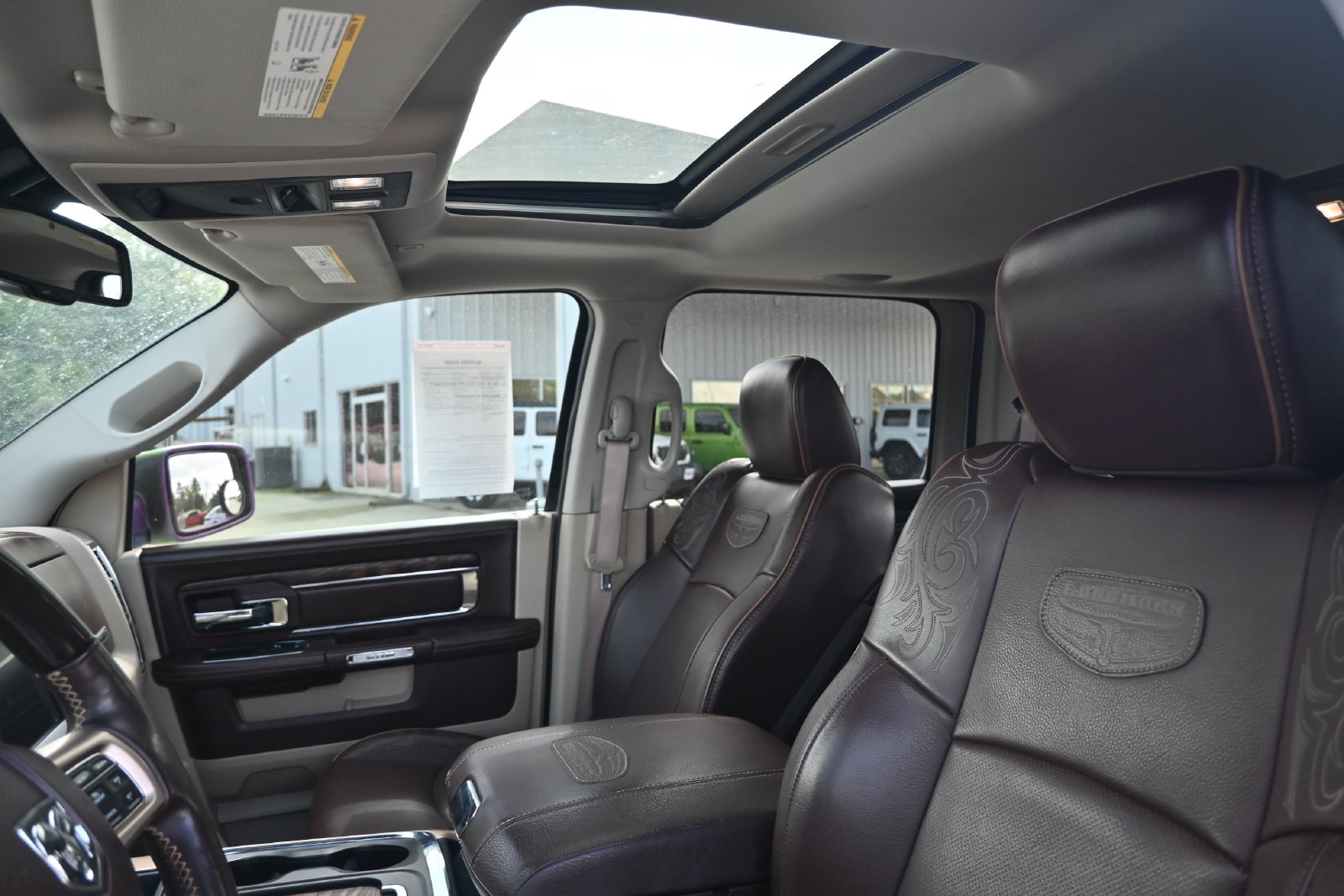 Used 2017 RAM 1500 Laramie Longhorn RWD image 15