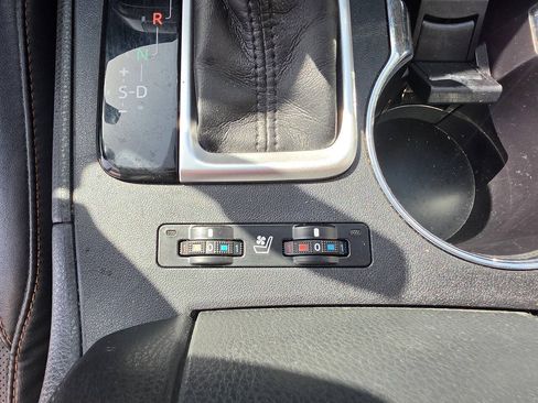 Used 2014 Toyota Highlander Limited Platinum AWD/4WD image 47