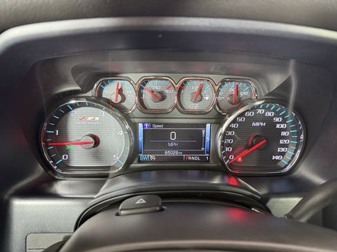 Used 2018 Chevrolet Silverado 2500 LTZ w/ Duramax Plus Package image 23