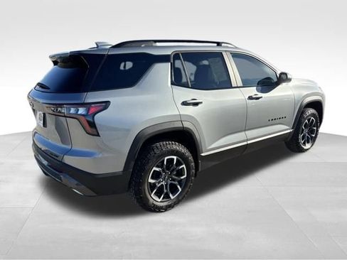 Certified 2025 Chevrolet Equinox ACTIV image 5