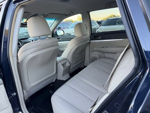 Used 2012 Subaru Outback 2.5i Premium AWD/4WD image 8