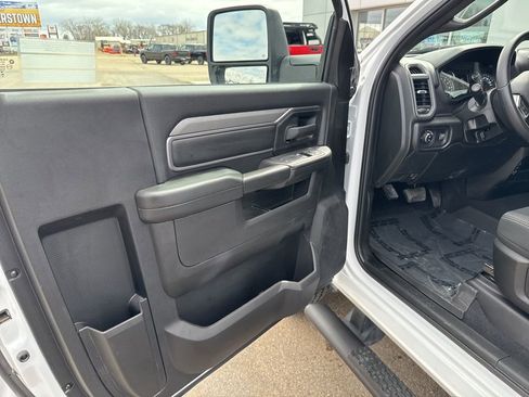 Used 2025 RAM 2500 Tradesman AWD/4WD image 9