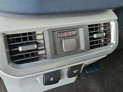Used 2021 Ford F150 Limited AWD/4WD image 28