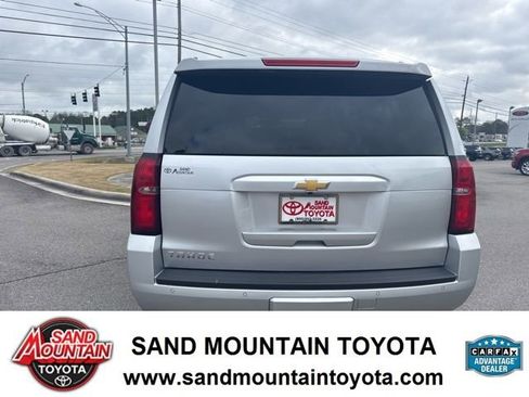 Used 2018 Chevrolet Tahoe LT w/ Luxury Package image 4