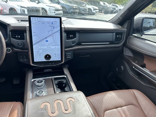 Used 2024 Ford Expedition Max King Ranch AWD/4WD image 19