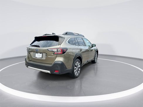 Used 2023 Subaru Outback Limited AWD/4WD image 8