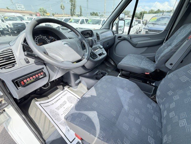 Used 2005 Dodge Sprinter 2500 w/ PWR Convenience Group RWD image 15