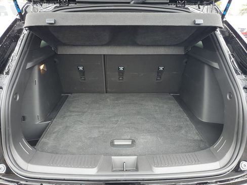 Certified 2025 Chevrolet Trax RS w/ Driver Confidence Package image 28