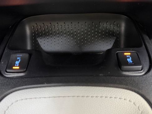 Used 2022 Toyota Corolla XSE FWD image 26
