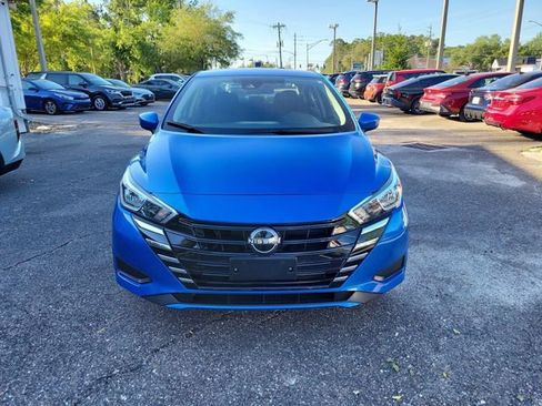 Used 2024 Nissan Versa SV image 5