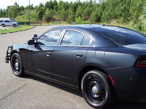 Used 2019 Dodge Charger Police image 17