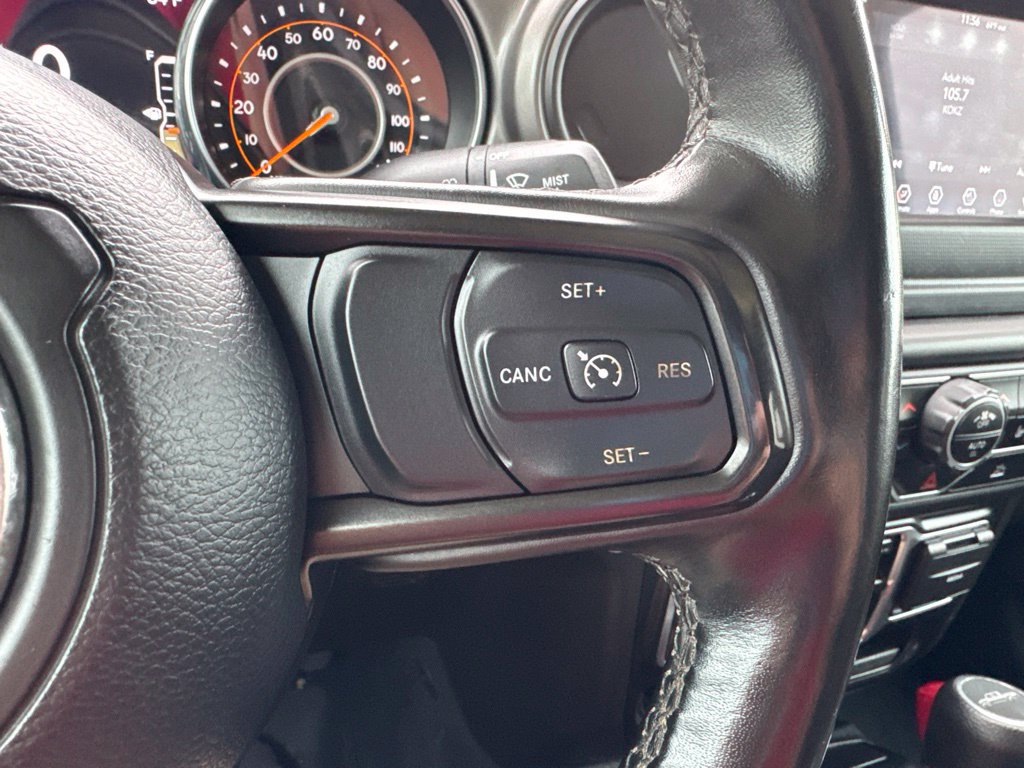 Used 2023 Jeep Gladiator Sport AWD/4WD image 11
