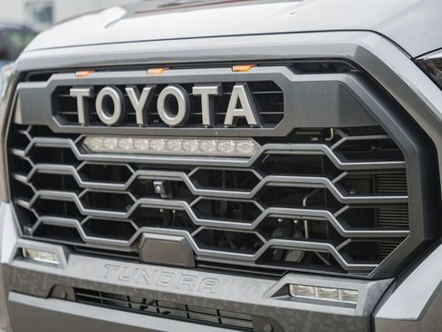 Used 2023 Toyota Tundra TRD Pro AWD/4WD image 10