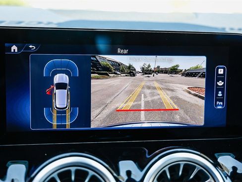 Certified 2025 Mercedes-Benz GLA 250 image 24