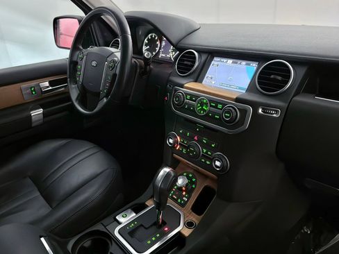 Used 2013 Land Rover LR4 HSE image 26