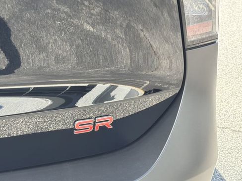 Used 2025 Nissan Kicks SR FWD image 6