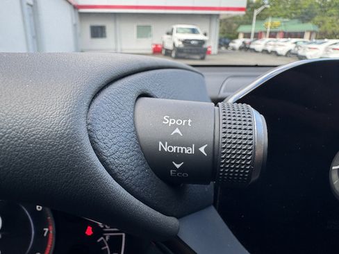 Used 2025 Lexus ES 350 w/ Premium Package FWD image 17