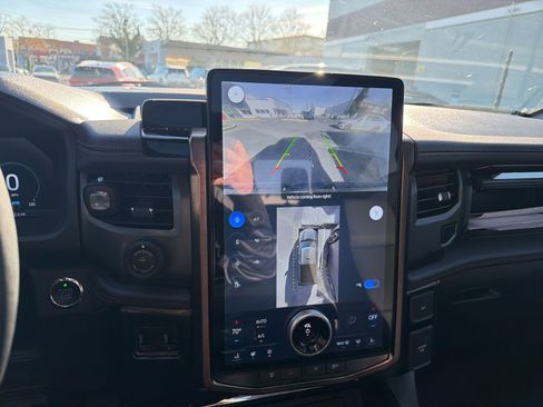 Used 2023 Ford F150 Lightning Lariat w/ Equipment Group 511A High image 10