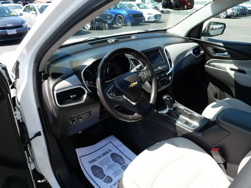 Used 2019 Chevrolet Equinox LT AWD/4WD image 9