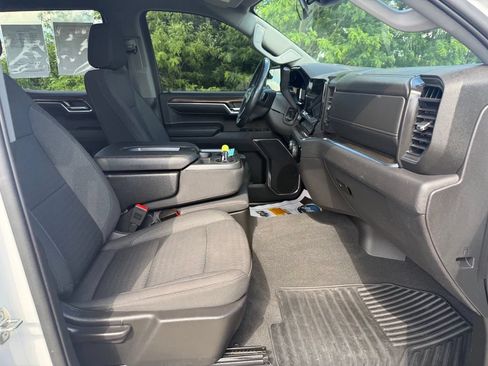 Used 2023 Chevrolet Silverado 1500 LT AWD/4WD image 20