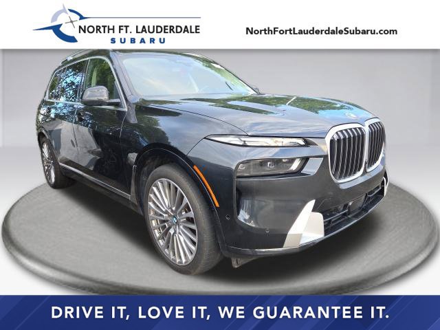 Used 2024 BMW X7 xDrive40i AWD/4WD image 1