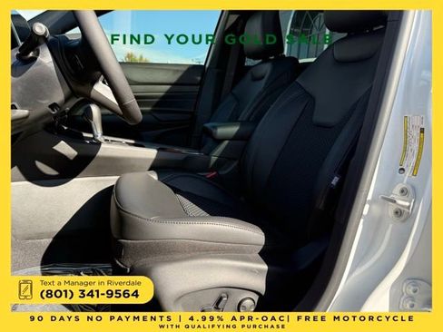 New 2025 Jeep Compass Latitude w/ Sun & Sound Group image 2