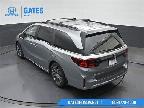 New 2026 Honda Odyssey Touring image 58
