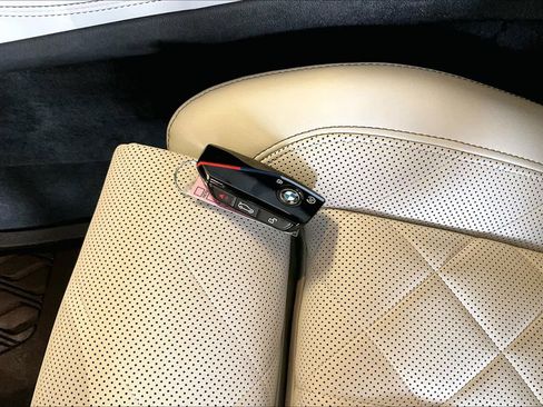 Certified 2025 BMW X5 M60i image 14