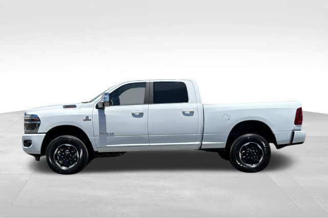 Used 2025 RAM 2500 Laramie AWD/4WD image 7