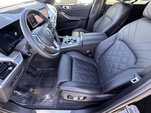 Used 2024 BMW X5 xDrive50e w/ Parking Assistance Package image 18