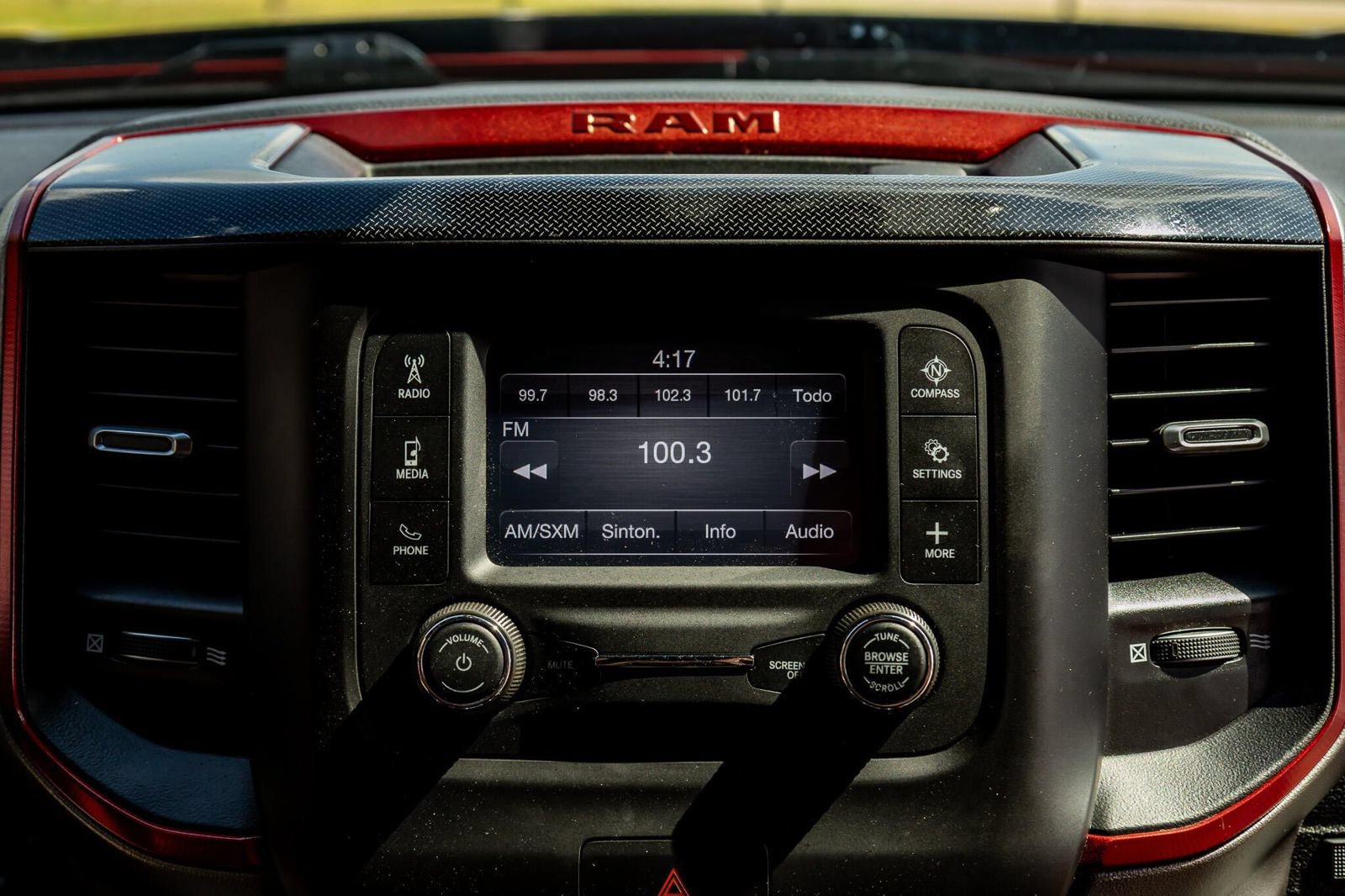 Used 2021 RAM 1500 Rebel AWD/4WD image 25